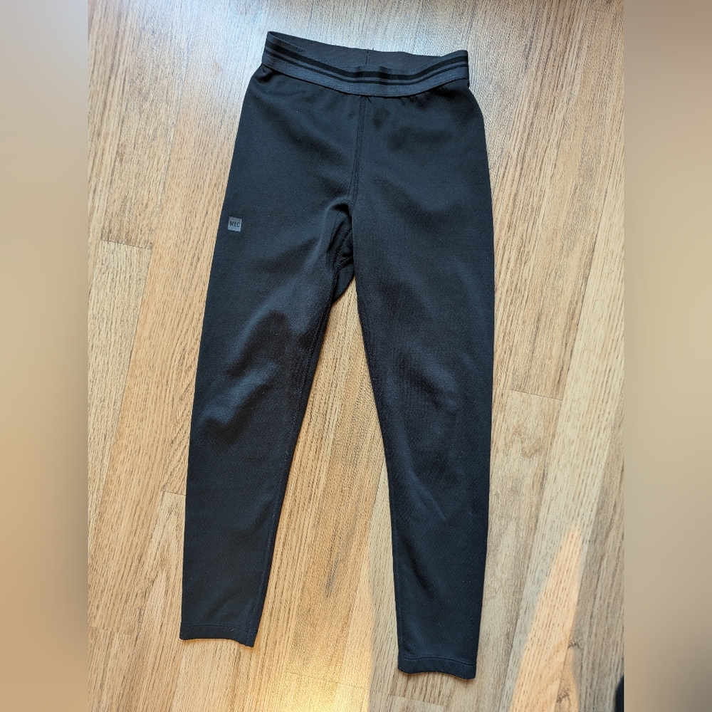 SZ 8 Kids MEC Baselayer Pants